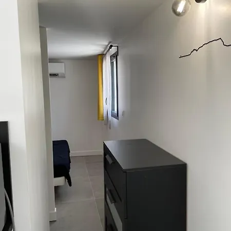 - Maison Julou - Piscine Chauffee A 32c * Κασί