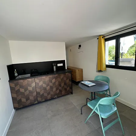 - Maison Julou - Piscine Chauffee A 32c Apartment *