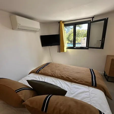 - Maison Julou - Piscine Chauffee A 32c Κασί